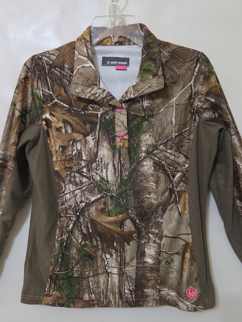 Game Winner Realtree Women's Camo Pullover Pink Accent Active Top Hunting - SM